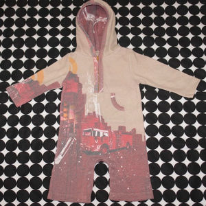 Kids Ink Hooded Romper NYC Scene Firetruck 3-6 Mos